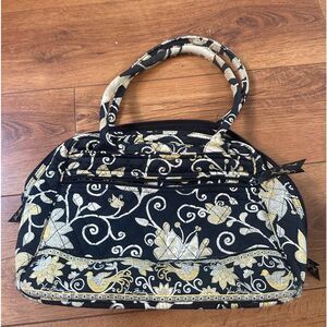 Nice Vera Bradley shoulder bag